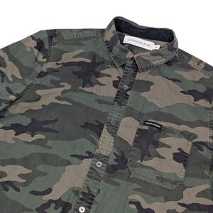 Calvin Klein Jeans Mens Camouflage Short Sleeve Button Down Shirt Green Large